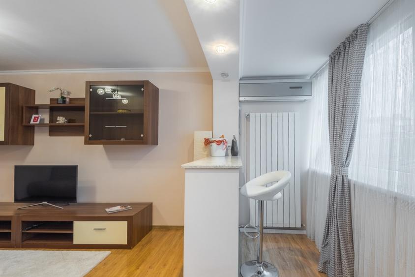 Romana | 3 Camere | Centrala Imobil | Prox. Metrou | Parcare |