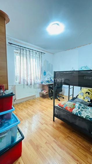 Apartament 2 camere| Etaj 4/4| Necesită renovare| Anvelopat| Parcare - 12