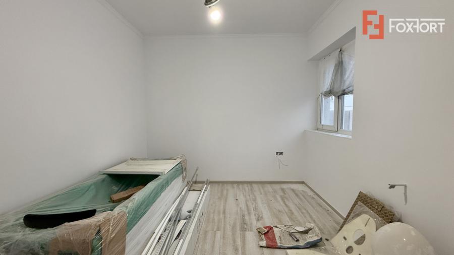 Duplex cu 4 camere, Parter + Mansarda, zona Sanandrei