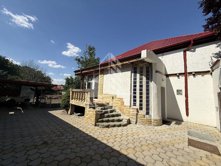 Casa individuala de vanzare cu proiect de extindere, zona Lunei - 20
