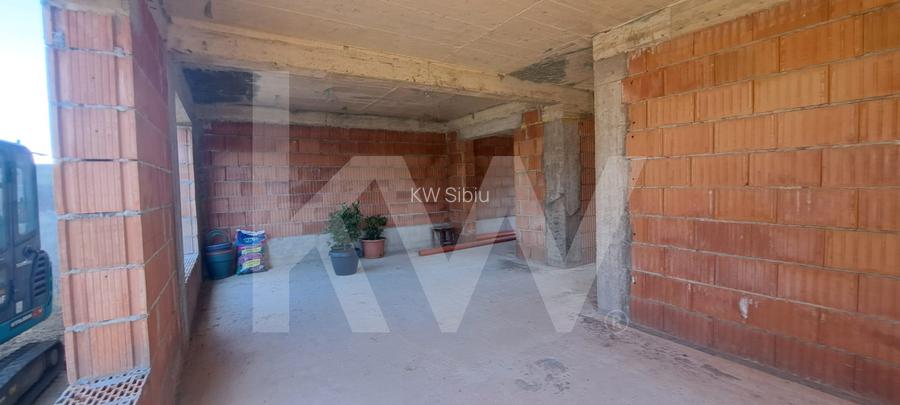 Duplex  de vanzare , curte  ,Selimbar - 6