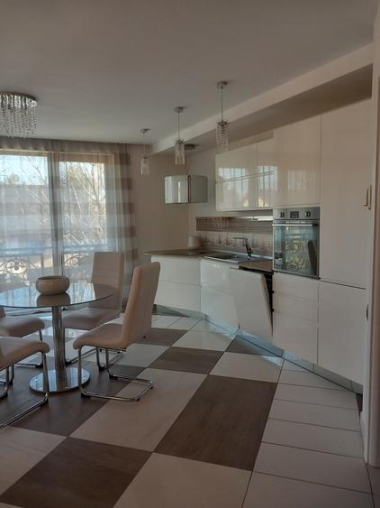 Apartament 3 camere Sos Straulesti-bloc nou
