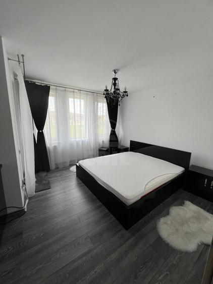 Vanzare Casa 4 camere; 103 mp; 3 bai , Teilor