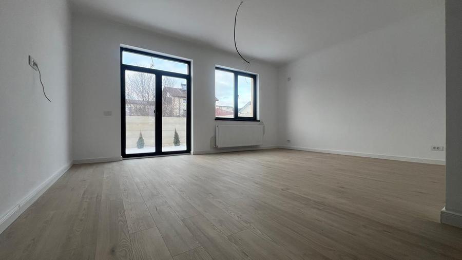 Duplex premium de vânzare – stradă privată, ideal pentru familie