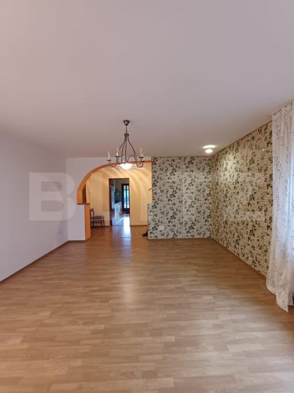 Casa cu 5 camere, 198 mp utili, 600 mp teren, in cartierul Primaverii