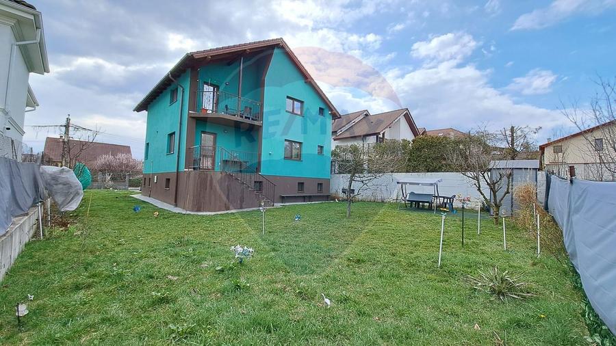 Casă de vânzare în Alba Iulia, zona Schit