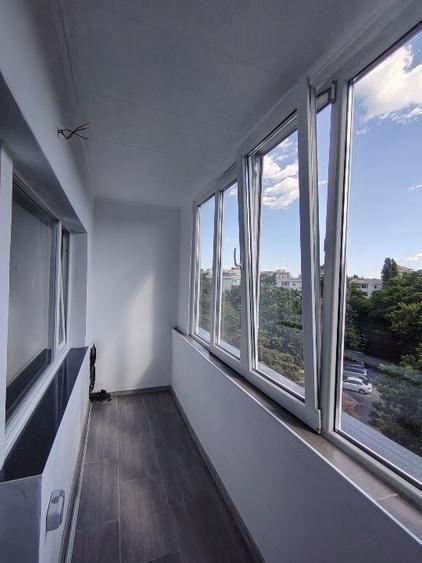 Vânzare Garsonieră 42 Mp Vitan Mall Complet Renovată Instalații Schimbate