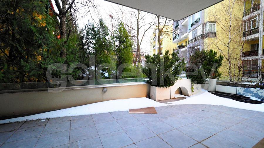 Apartament cu 5 camere in fata Parcului Herastrau | 210mp terasa si garaj