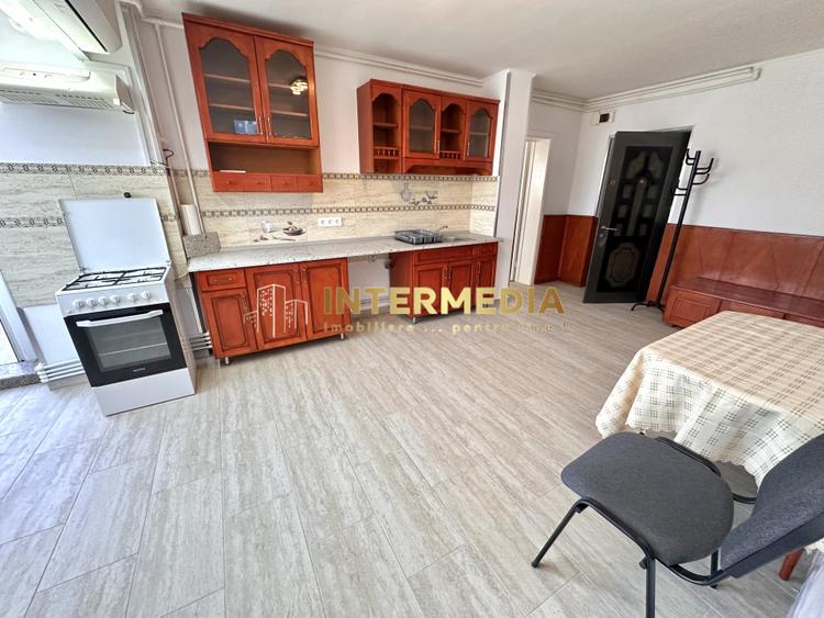 Apartament 2 Camere CENTRU de Inchiriat MOBILAT Alba Iulia zona Primariei