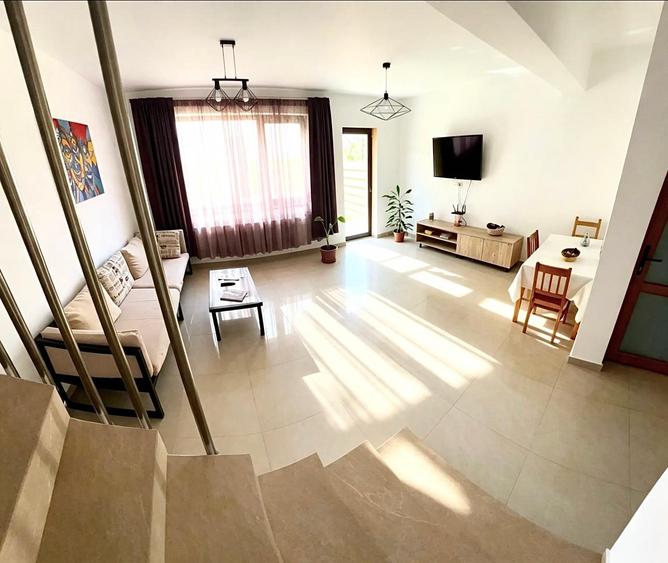Casă/Vila cu 5 camere, gata de utilizare, Drumul Fermei