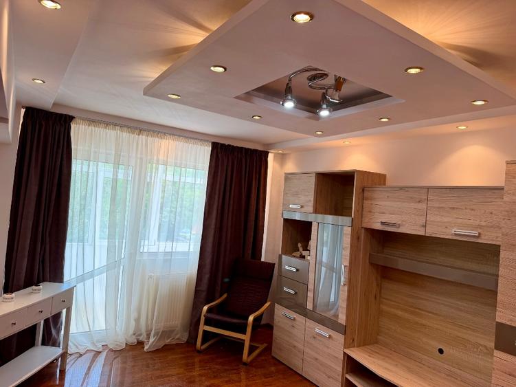 Apartament cu 2 camere de închiriat – Ultracentral