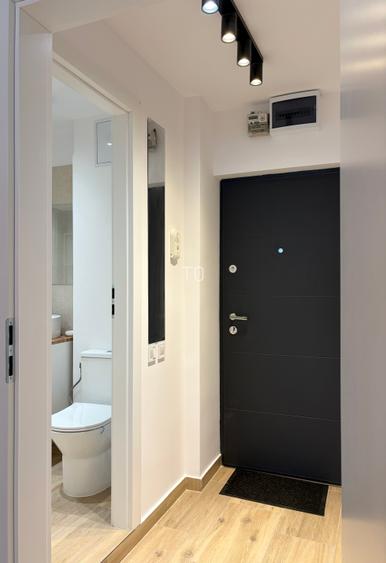 GARSONIERA RENOVATA DE LA 0 IN BLOC REABILITAT - FERDINAND - 9 MINUTE METROU - 13