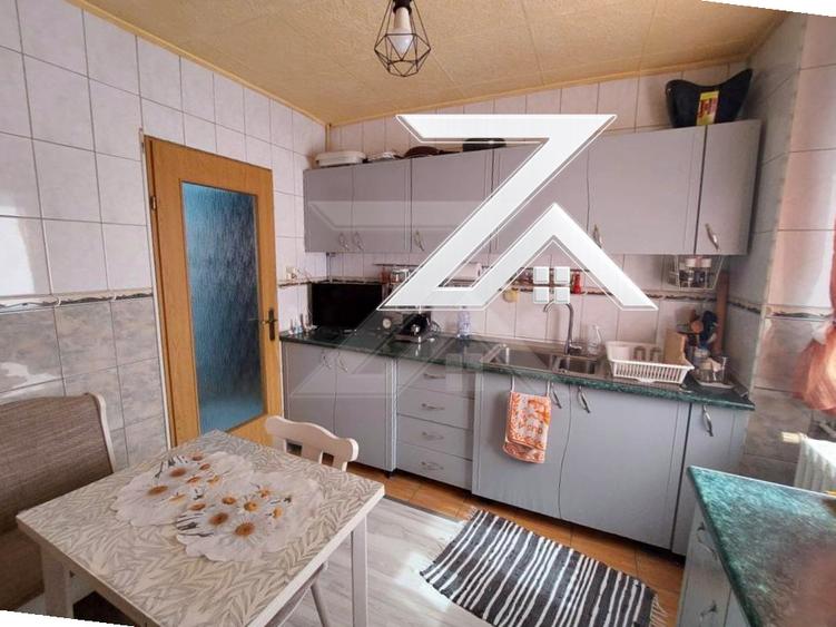 3 CAMERE | VALEA ROȘIE | ETAJ 3 | ZONĂ LINIȘTITĂ