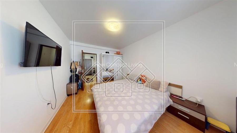 Apartament mobilat, 2 camere, 2 balcoane, loc de parcare -T. Ricci - 13
