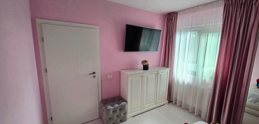 Vând apartament , 4 camere, 92 mp ,km 5