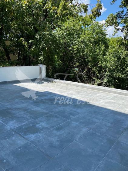 Apartament 2 camere Bdul Ferdinand cu terasă generoasă si loc de parcare