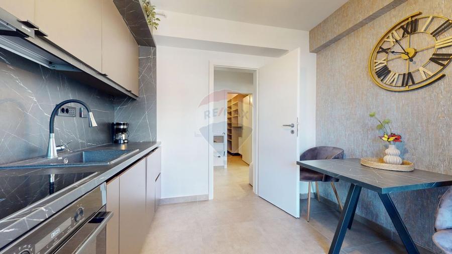 Apartament cu 2 camere de închiriat în Noua 1 , 2 locuri de parcare