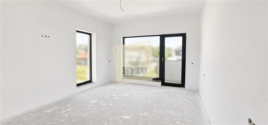 Casa 4 camere 123mpu | teren 475mp | terasa si balcon | Selimbar