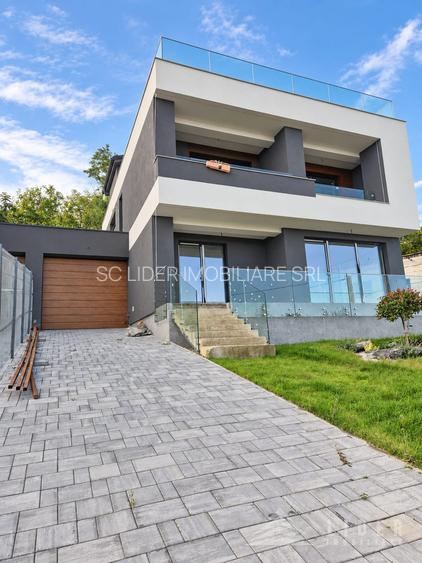 Casa de vânzare în Feleacu | 5 camere, terasă de 95 mp cu jacuzzi