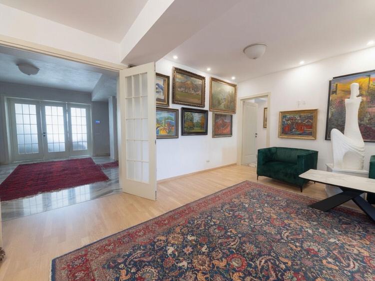 Timpuri Noi Penthouse exclusivist 290 mp