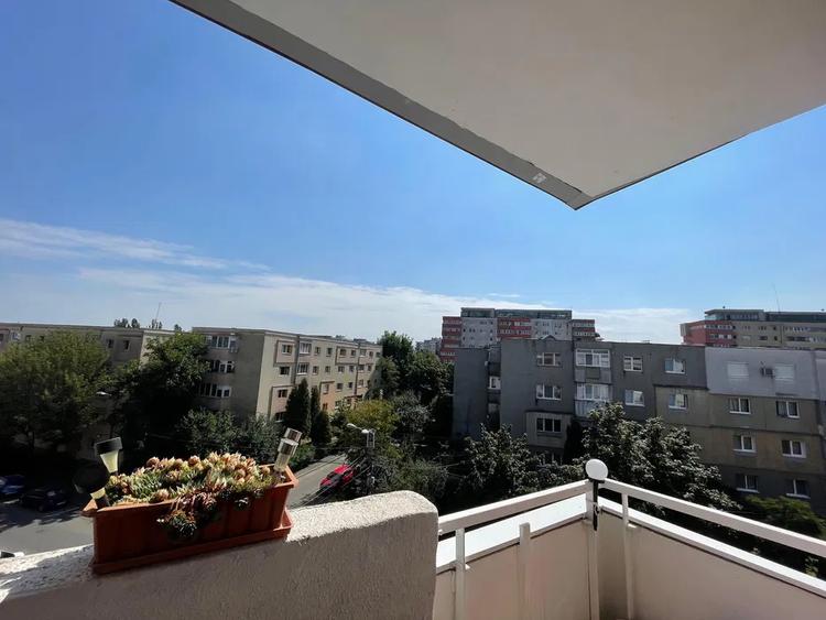 Apartament 2 camere decomandate, 52 mp, balcon, zona Teleorman