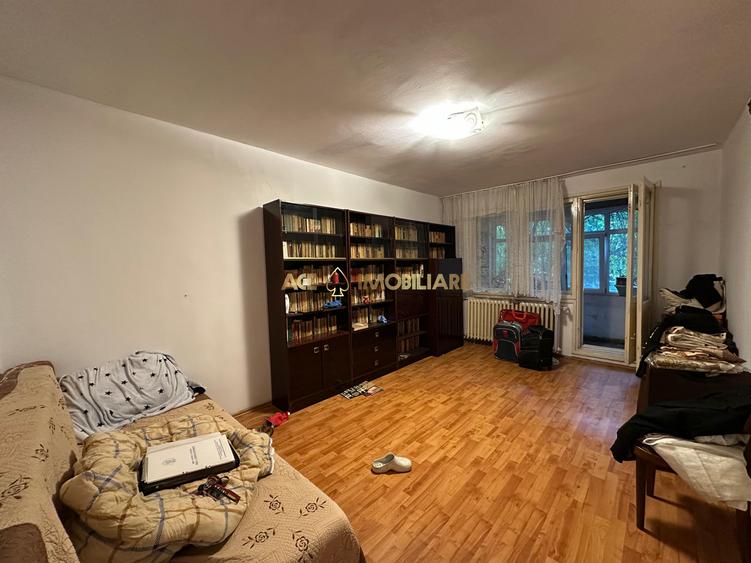3 Camere de vanzare | Dristor | Boxa | 1 Minut Metrou | 0% Comision