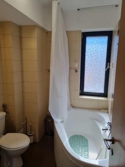 Apartament 3camere | Polona | Decomandat | Parcare subterană | Balcon | Centrală