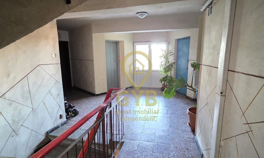 Apartament cu 2 camere spațios, decomandat, Bvd. Dacia