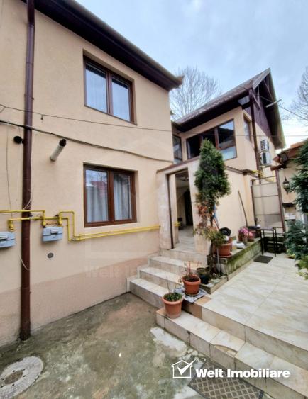 Casa cu 3 apartamente langa UMF si USAMV – proprietate ideala pentru investitori