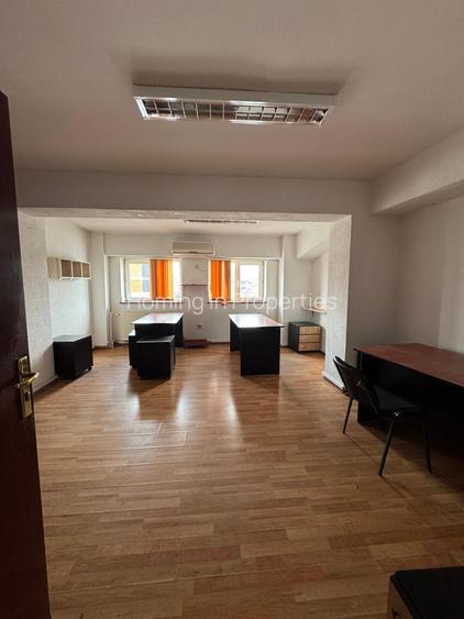 Casă Multifuncțională de Vânzare – 21 Camere, 850 mp - 7