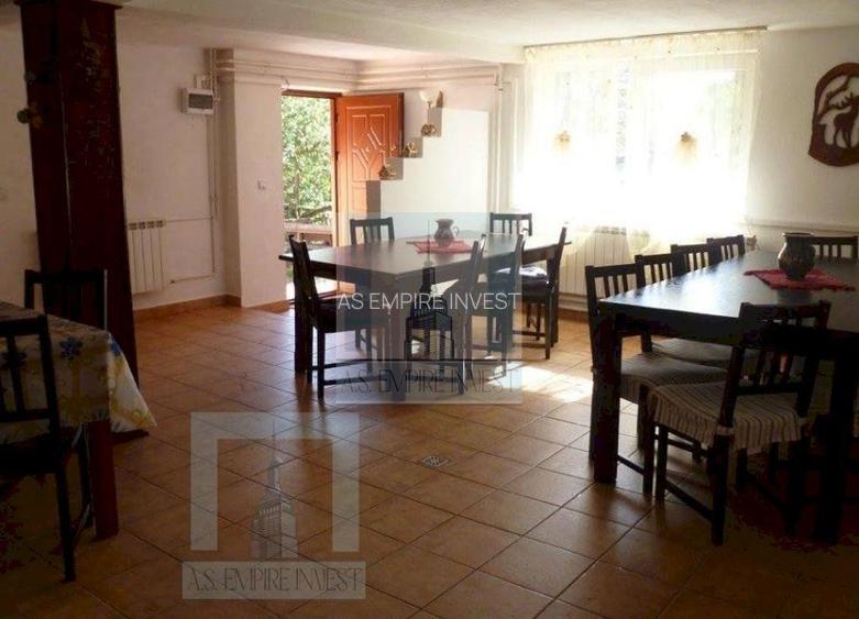 --COMISION 0%---Pensiune 17 camere - zona Bran/Poarta - 17