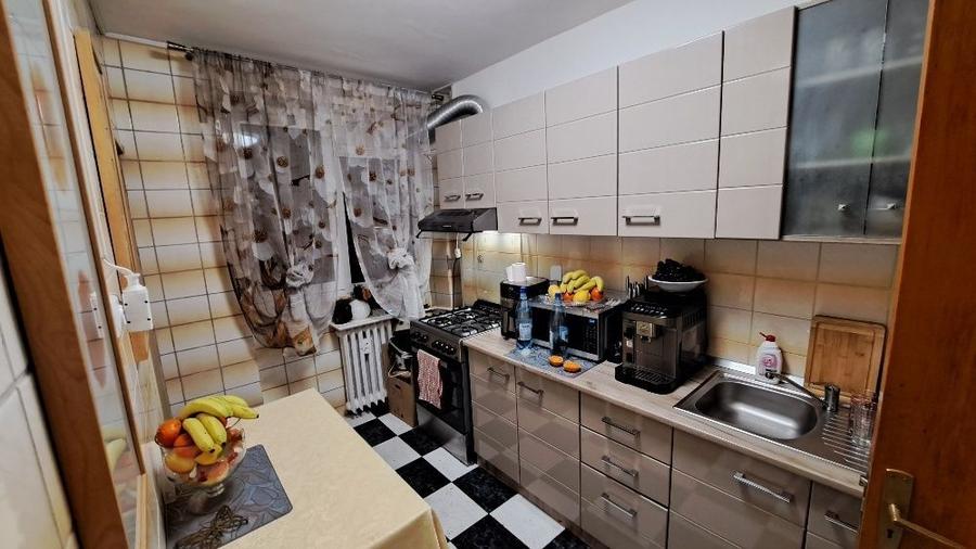 Lacul Tei, 4 camere de vanzare, 91 mp, 6/11, balcon mare, 2 bai, utilat, boiler