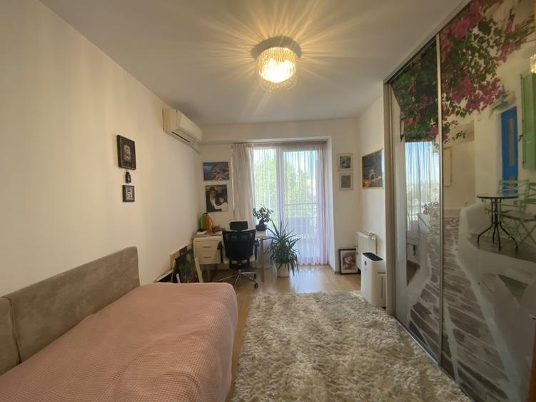 Apartament 4 camere bloc boutique si terasa de 25m
