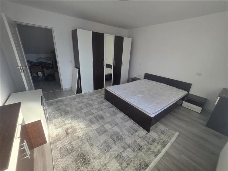 De inchiriat casa 4 cam,2 bai  , sancrai, Mures