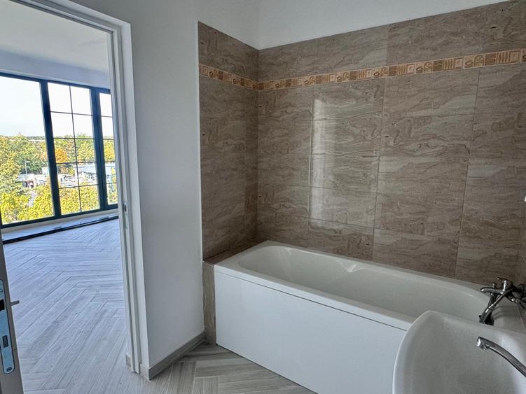 Apartament 3 camere | 145,8 mp utili | Erou Iancu Nicolae | 2 locuri de parcare