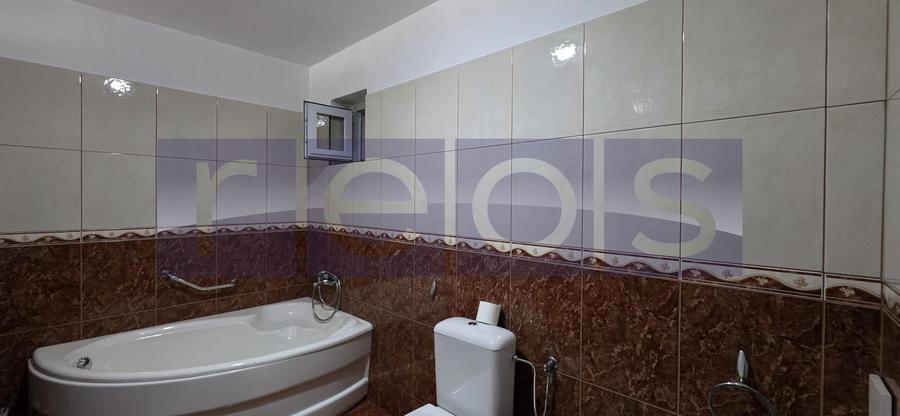 INCHIRIERE CASA 7 CAMERE | PISCINA ACOPERITA | ZONA VATRA LUMINOASA - 42