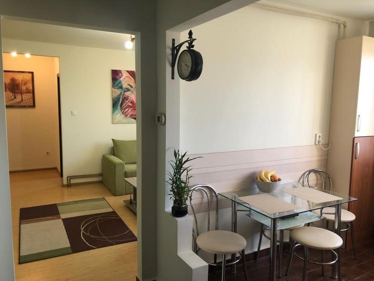 Apartament 2 camere, 50 mp, zona Central - Presco