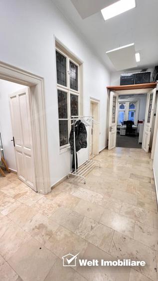 Spatiu birouri, 4 incaperi, 2 bai, 230mp, Centru, zona Regele Ferdinand