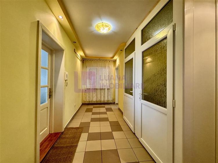 Apartament la casa | 110 mp | 2 bai | Strand | terasa 60 mp si curte