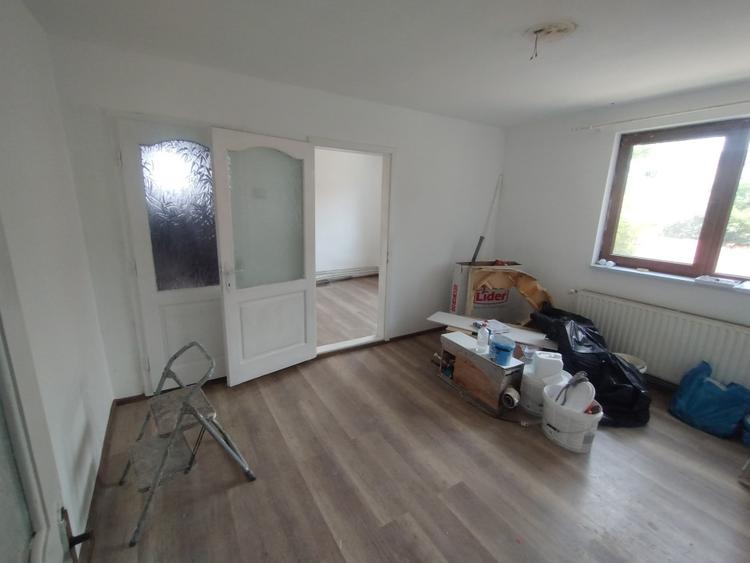 Apartament 2 camere, etaj 1, Bd. Decebal – poziție excelentă