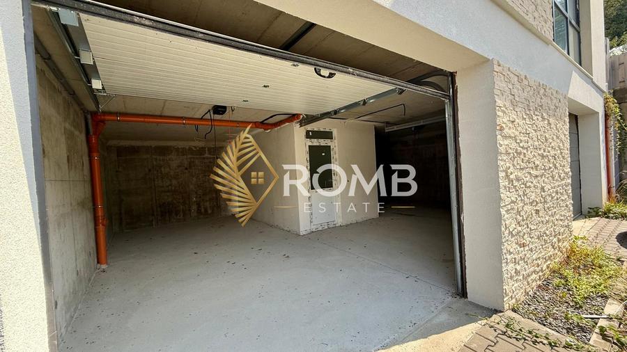 Duplex cu 5 camere, 2 garaje, semifinisat, zona Tauti