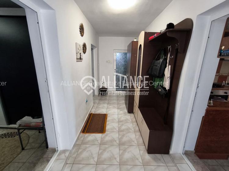 VIILE NOI - casa cu o curte generoasa disponibila imediat - 14