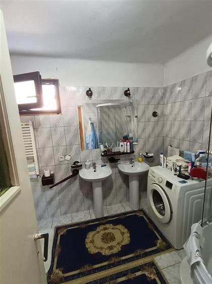 Casa Centru Istoric 4 camere , caramida, ,Sup terenului 272 mp