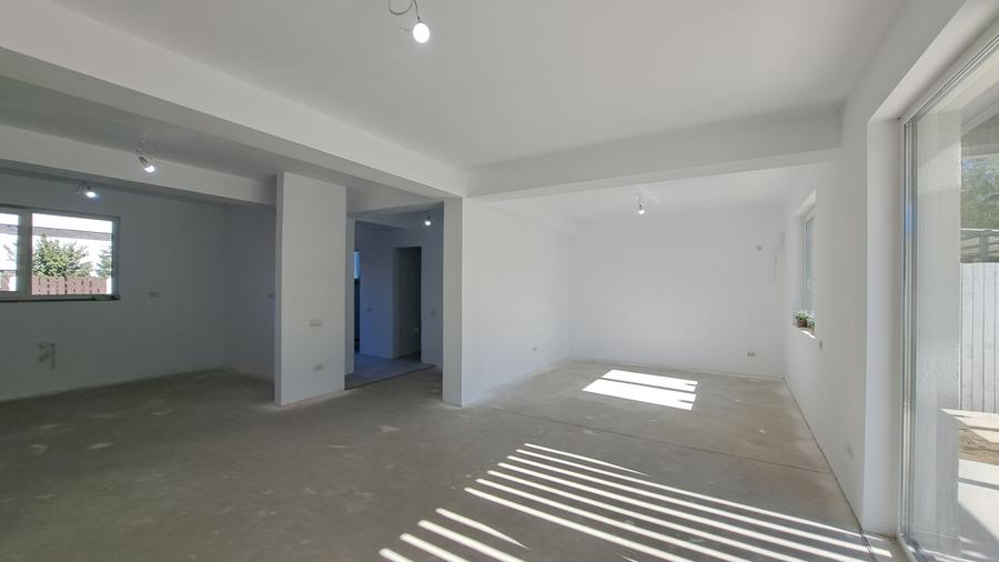 VILA LUX IN COMPLEX REZIDENTIAL FINALIZAT