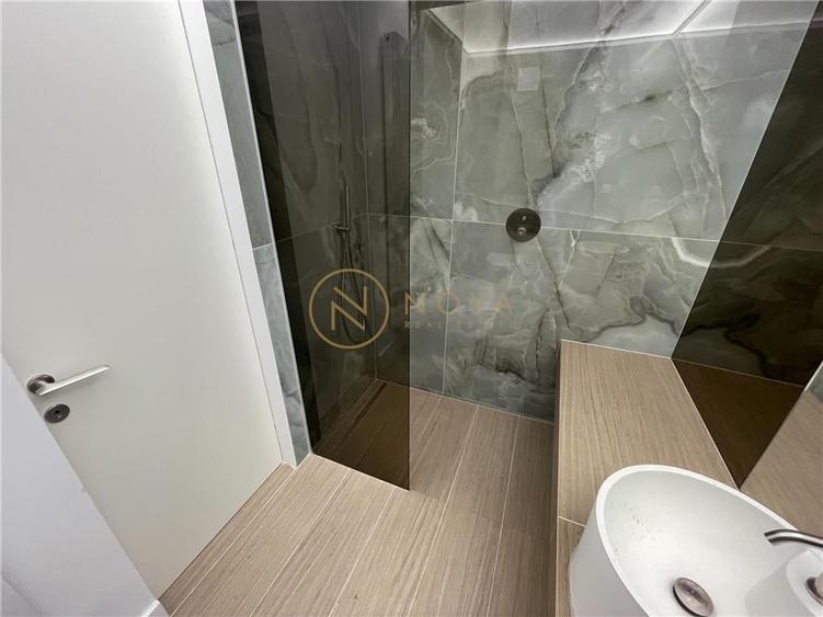 Cortina 126 apartament 3 camere de vanzare Iancu Nicolae
