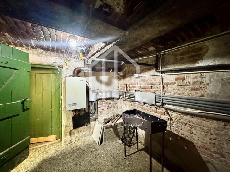 Casa cu 2 camere si demisol, 65mp utili, 255mp teren, Cristian