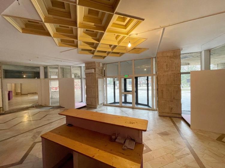 Unirii / Fantani / Spatiu de 90 mp / Vitrina stradala / Ideal Showroom/ Magazin