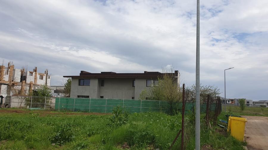 Vila dublă Otopeni - Lidl 23 August,