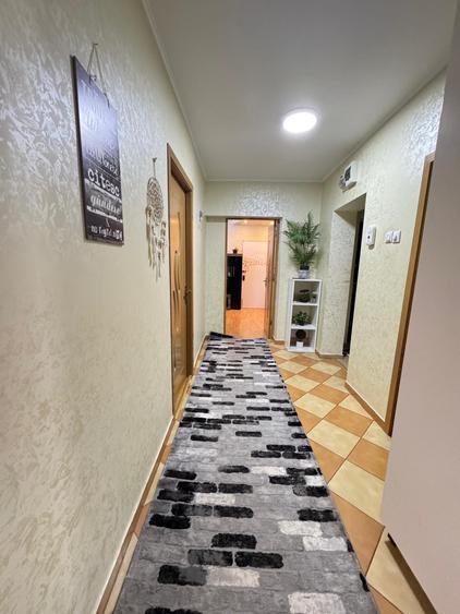 Apartament 4 camere decomandat - etaj intermediar - doua bai - doua balcoane - Dacia - Sc. G . Calinescu