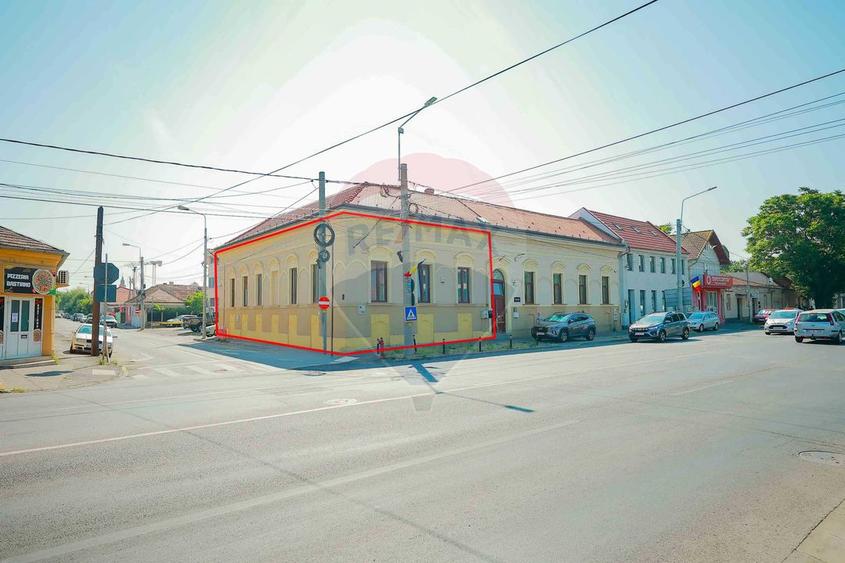 Spațiu Comercial + Birouri de Închiriat – 235 mp – Ultracentral